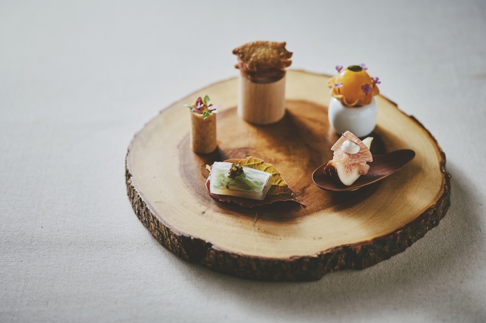 ▲ La Roseが提供するアミューズ“秋の5種饗宴”