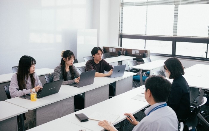 近大経営学部生が卓球交流イベント「どこでも卓球」を開催　ゲームや特別レッスンで新たな魅力を発信