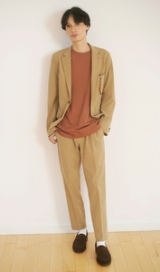 1L5HsERWr8E9XmNZFGxf.jpg?w=940&h=940