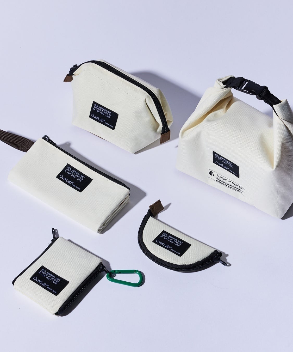 Another Mountain 3,190円~4,950円(税込)