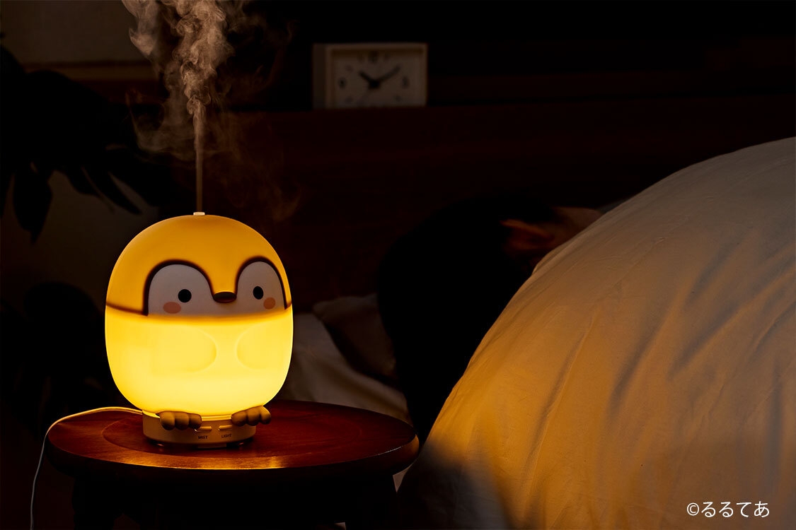 コウペンちゃん ルームライト加湿器(横長_使用イメージ1)
