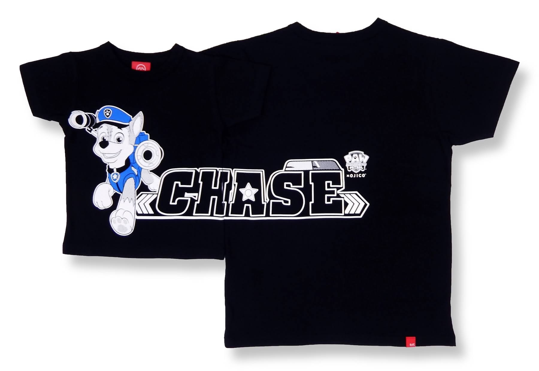 ポリスカー(警察車両)を乗りこなし、しっかり者のジャーマンシェパードの男の子「チェイス」がモチーフ。 フロントからバックまで「CHASE(チェイス)」のロゴが大きくつながるデザインです。