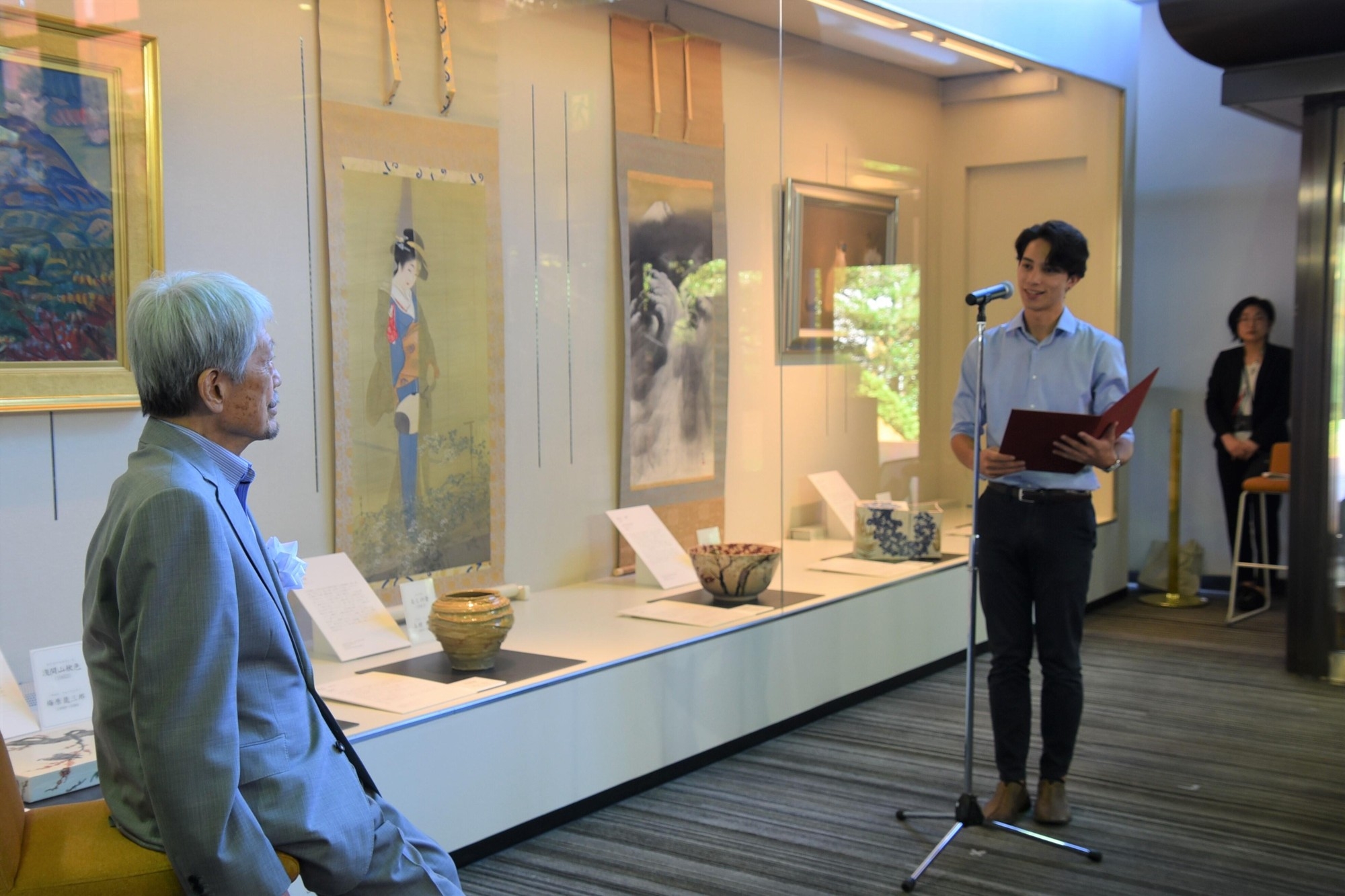 感謝の言葉を述べる前田クリスチャン瑞貴さん