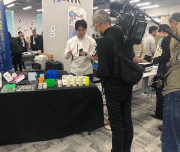 1l5fmT24veFDAe2Emmmx.jpg?w=940&h=940