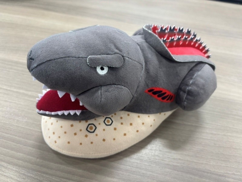 淡路島アニメパーク「ニジゲンノモリ」に超巨大ガラガラパネルが出現