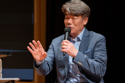 1qGg6WgkIzkT1oc8gum4.jpg?w=940&h=940