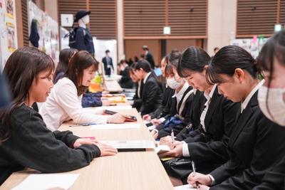 1yBAbyFVtQieb6kD6Ijf.jpg?w=940&h=940