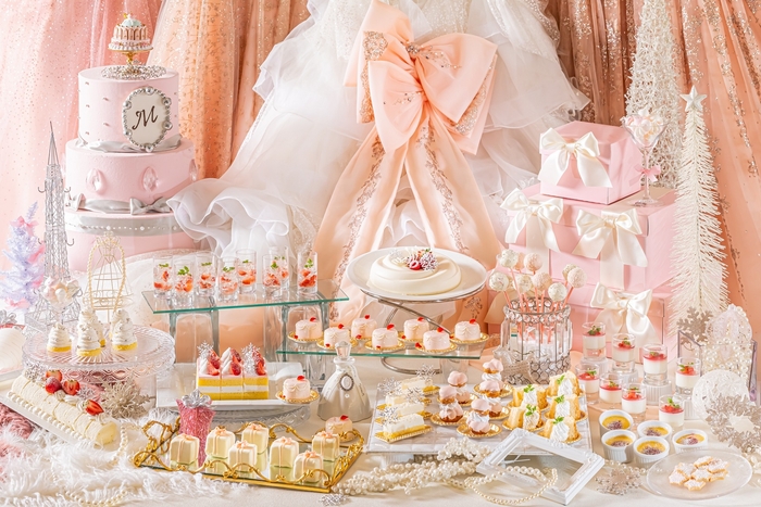 『マリーアントワネットのスイーツパーティー~ホワイトクリスマスの世界~』イメージ