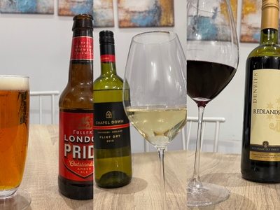 左からイギリスビール、イギリスワイン白、イギリスワイン赤　