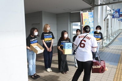 24HqH3COq8KFSpU6LXea.jpg?w=940&h=940