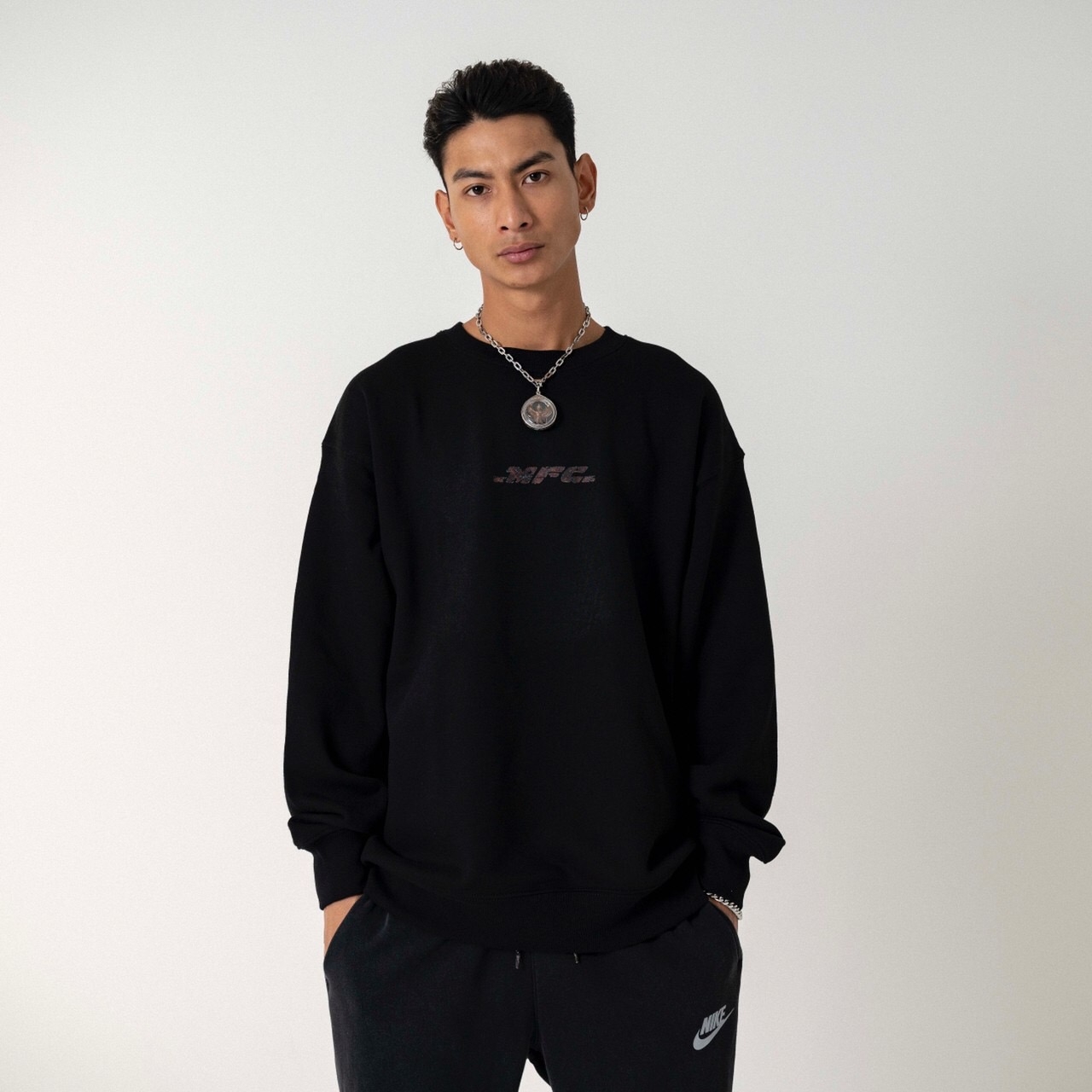 MFC STORE×STuREET|SWEAT CREWNECK (BLACK)