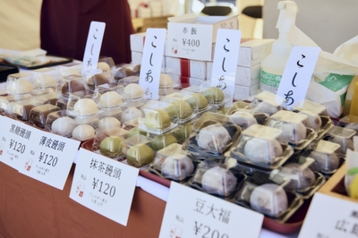 28mkDbkuWQQGhMzO76UE.jpg?w=940&h=940