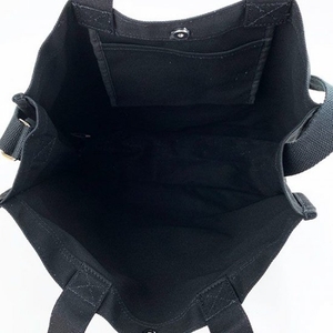 2A4RhgAifoKHYlaUi4la.jpg?w=940&h=940