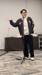 オフィシャルサポーター　河越影吾氏