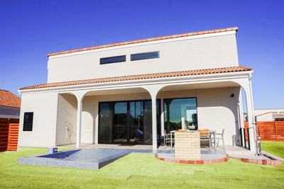 2DIm9EpAoRaQ1x1JrDrv.jpg?w=940&h=940