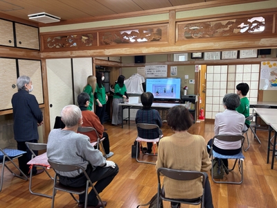 2EdJGRUYuaxHZZwGHjyh.jpg?w=940&h=940