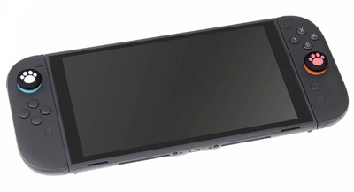『CYBER・アナログスティックカバー ねこにゃん（Switch2 Joy-Con2用）』装着イメージ