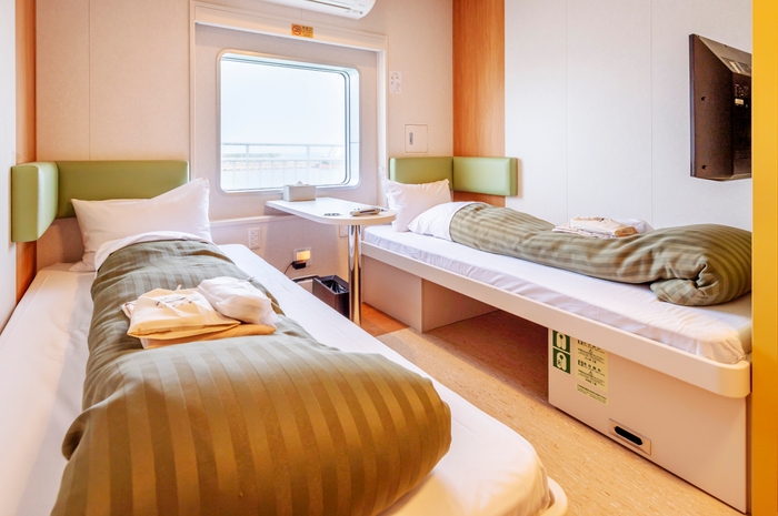 ファースト（ツイン）