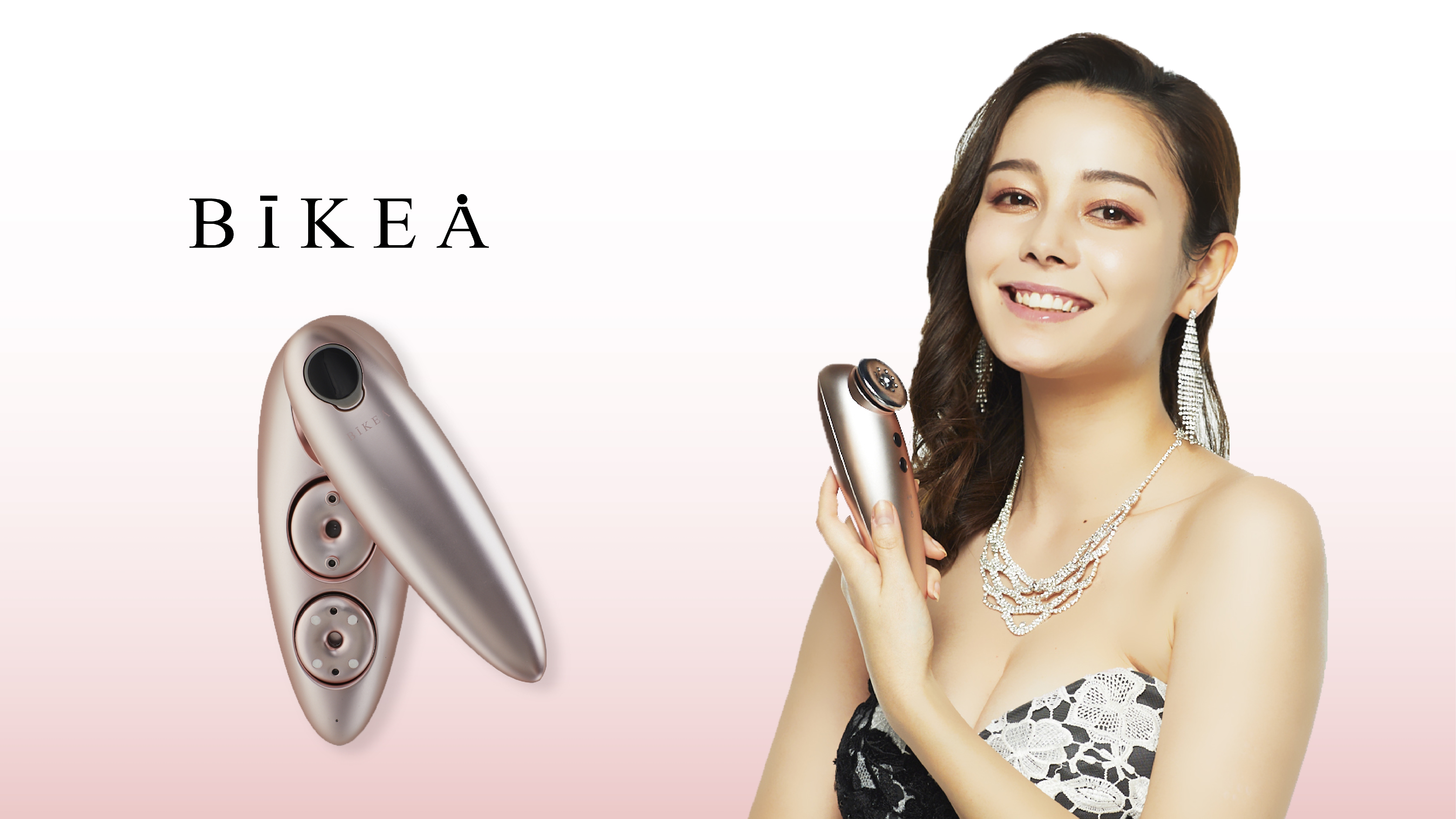 スキンケアの基本である洗顔に革命を起こす。超音波、ナノスチーム×ナノブラシ×顔マッサージ機能を導入したこれまでとは全く違う美顔器が誕生