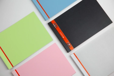 芝浦工業大学デザイン工学部生が制作に携わった 文房具「SlideNote」シリーズの新製品が市場販売開始