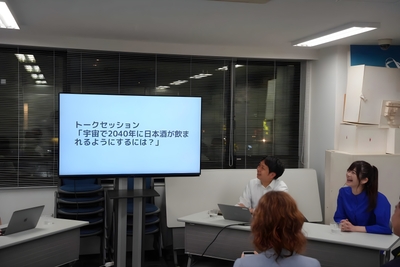 2RvtHnK7bQYthzfLDnmt.jpg?w=940&h=940