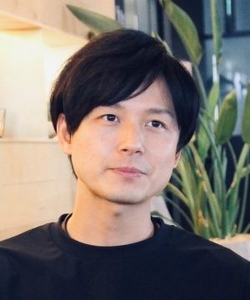 2Shb2BHKhKvMB81g7uty.jpeg?w=940&h=940