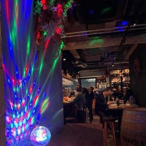 2ULaJY1KdMA196sJrYZo.jpeg?w=940&h=940