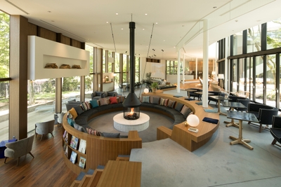 2WKIuk8H4z7Di3VFkxMm.jpg?w=940&h=940