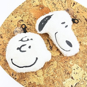 スヌーピーのフェイスポーチ