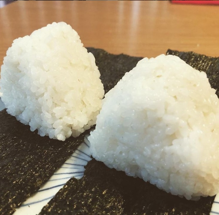 ホンっっとに美味しい塩むすび