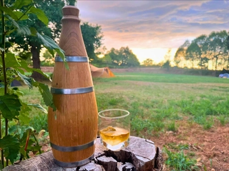 今年の夏は“熟成ハイボール”で乾杯を。 ただ割るだけじゃない、自分で「育てる」大人のハイボール体験 - TARU HOLIC -の販促強化を実施