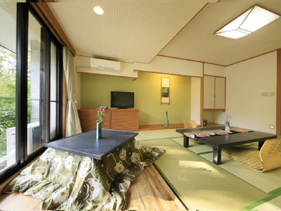 掘りごたつ付和室