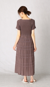 2dLqFBYxAGG5mWeb6awO.jpg?w=940&h=940