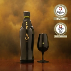 本格芋焼酎「酒酒楽楽　金　2017」が世界最高峰の酒類コンテスト IWSC2018で最高賞を受賞！