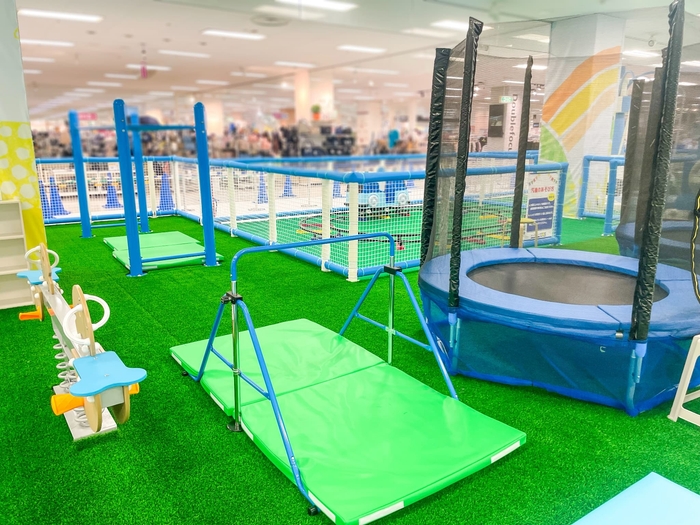 室内でも公園遊具が楽しめる