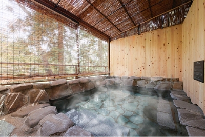 名取川のせせらぎに癒される露天風呂