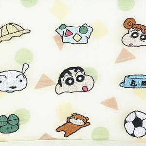 クレヨンしんちゃんのフラットなメッシュポーチ