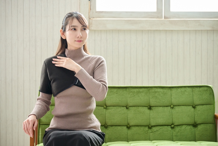 ▲発熱ウォーマー 肩用