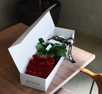 オリジナルギフトBOXで贈るフレッシュローズ
