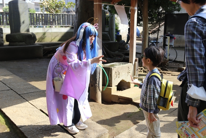 クイズを解いて記念品をもらおう