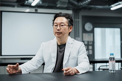 2y0P2xMg0No3DNpgTDpf.jpg?w=940&h=940