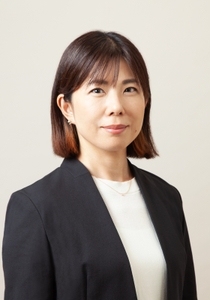 30PHxHxy8QNckTkVFBOm.jpg?w=940&h=940