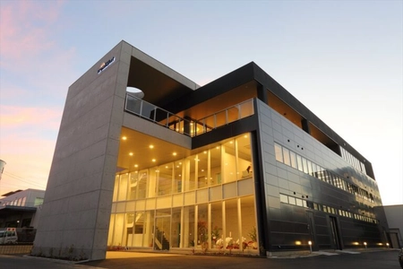 中小製造業の若手経営者や管理職・リーダー層を対象に 医療分野で活躍する中小製造業の見学会を開催