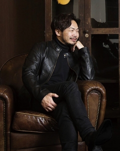 37mLVzuvBavyxfYHj6cH.jpg?w=940&h=940