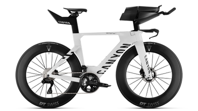 スピードマックス CFR Di2 （シマノデュラエースDI2完成車）1,830,000円（税込）  平均重量8.65kg 標準カラー：プロホワイト