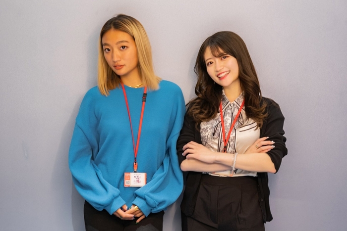右:LLOTUS代表取締役 川口加恋 左:インフルエンサー万博運営本部代表 笠井亜南