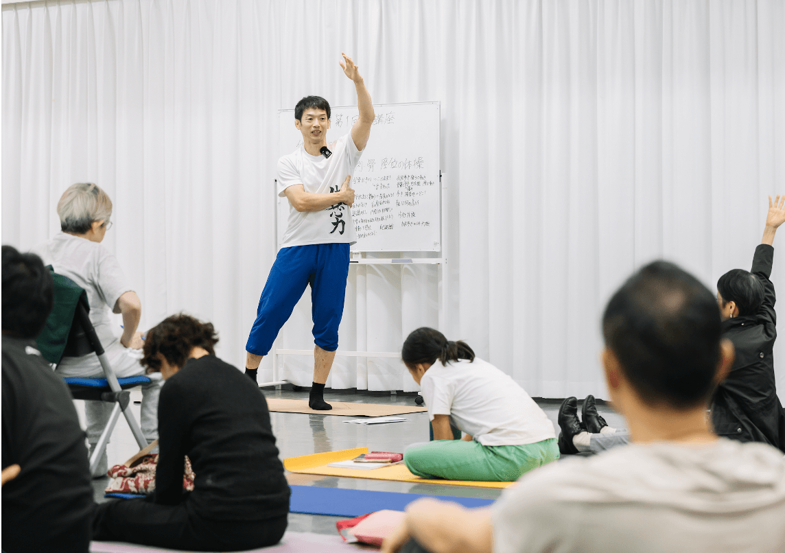 【がんばらない筋トレ】創始者 鈴木亮司