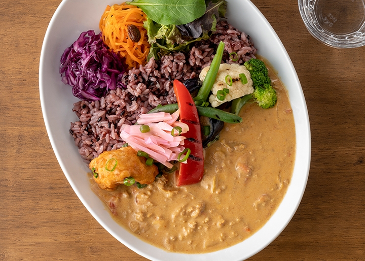 岩下の新生姜を使用したエスニックジンジャーカレー