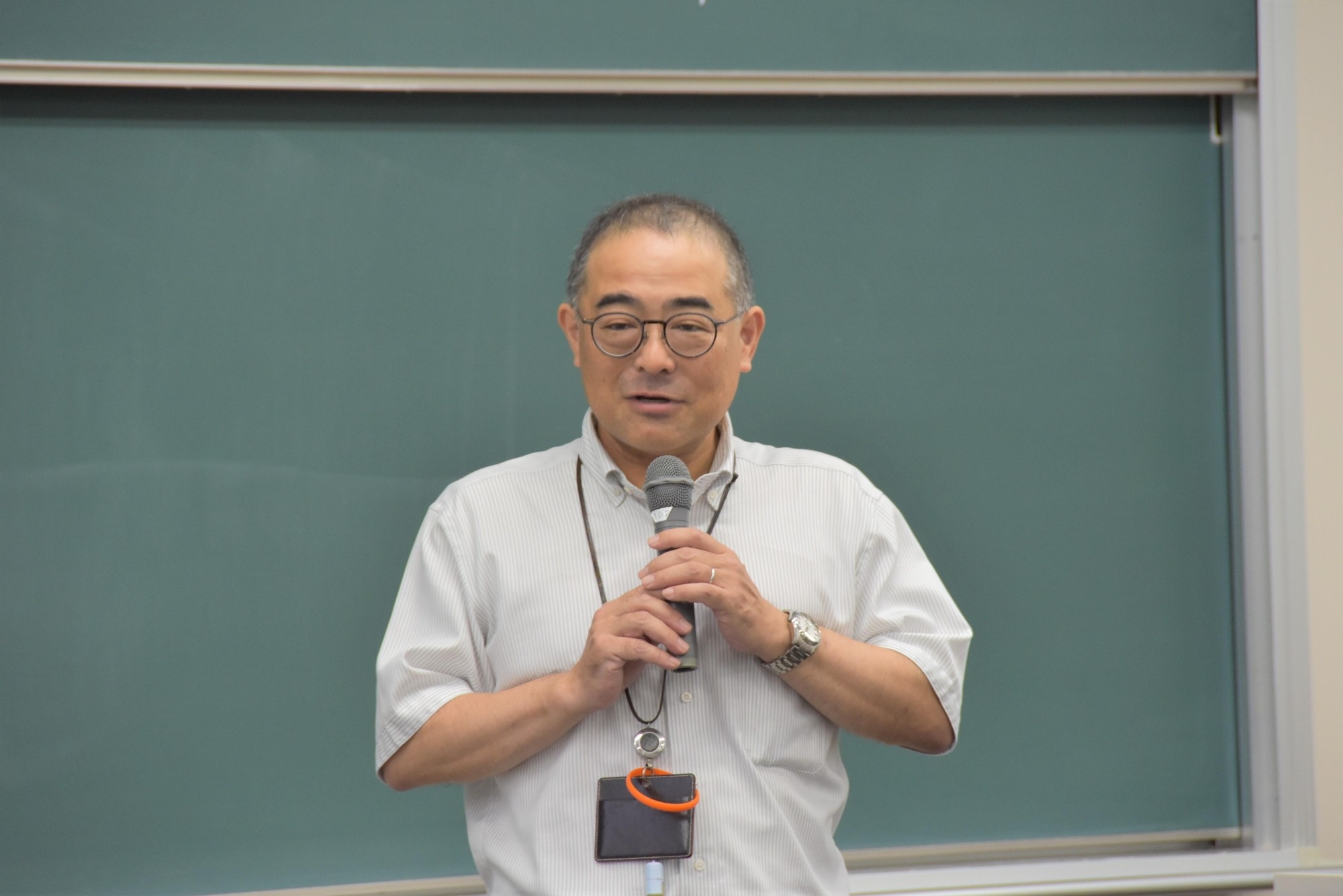 指導にあたった間宮准教授