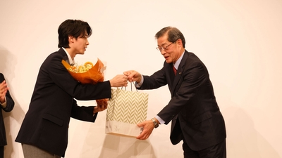 3YBA19kG1hW3xy3zOqhL.jpg?w=940&h=940